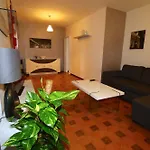 Apart-hotel Relais Olivi Costermano