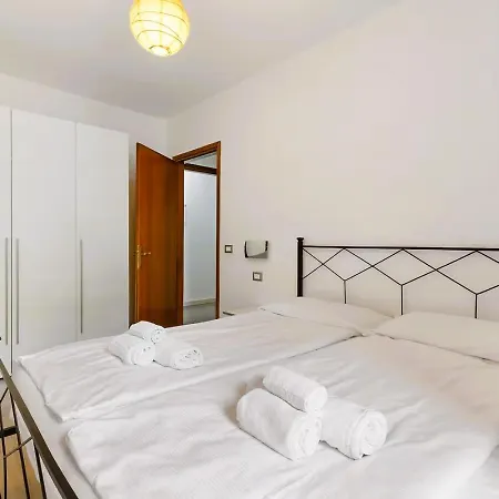 Aparthotel Relais Olivi Costermano