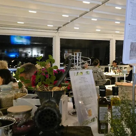 公寓式酒店 瑞雷奥利维别墅 3*