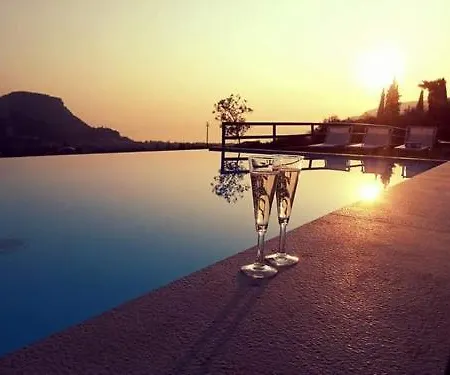 Relais Olivi 3* Costermano