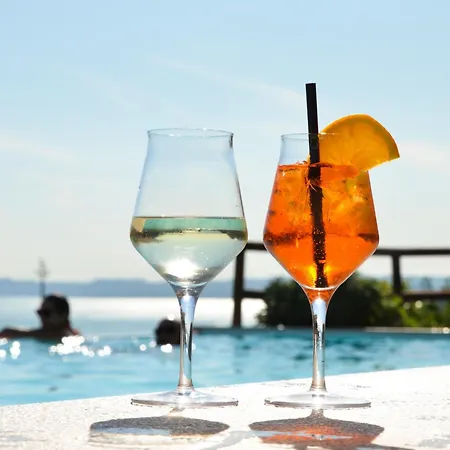 Relais Olivi Costermano