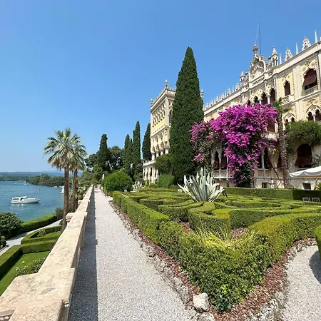 Relais Olivi Aparthotel 3*