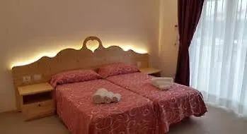 Relais Olivi Ξενοδοχείο με διαμερίσματα 3*